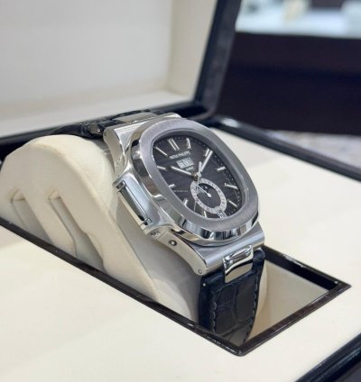 Patek Philippe Nautilus Stainless Steel 2023 Full Set