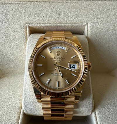 Rolex Day-date 40 Stick Dial Complete Set Card Booklet Tags Bezel And Boxes