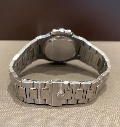 Patek Philippe Nautilus Stainless Steel 37mm Black Roman Numeral Dial Mint Condition 3800 1a-001