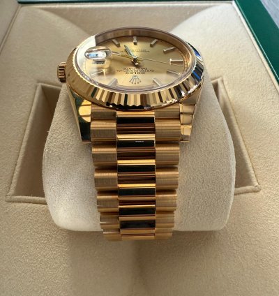 Rolex Day-date 40 Stick Dial Complete Set Card Booklet Tags Bezel And Boxes