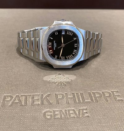 Patek Philippe Nautilus Stainless Steel 37mm Black Roman Numeral Dial Mint Condition 3800 1a-001