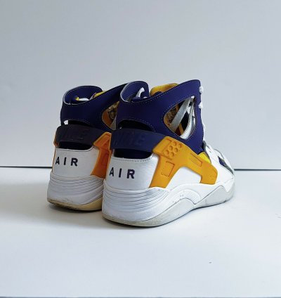 2015 Nike Air Flight Huarache Kobe Rare 705005 101 Sz 8 5