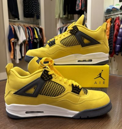 Jordan 4 Retro - Lightning
