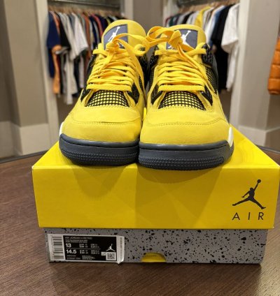 Jordan 4 Retro - Lightning