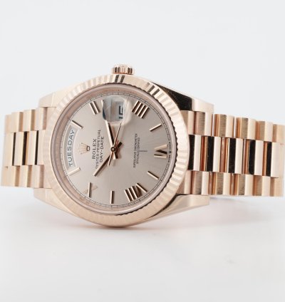 Rolex Day-date 40 Sundust Dial 228235 2023 Like New Full Set