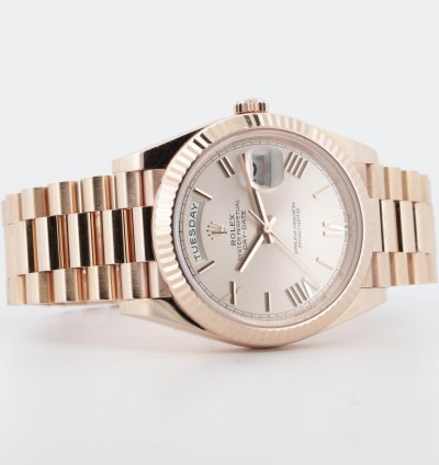 Rolex Day-date 40 Sundust Dial 228235 2023 Like New Full Set