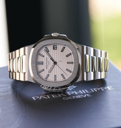 Patek Philippe Nautilus Stainless Steel 5711 1a-011 - Com003692
