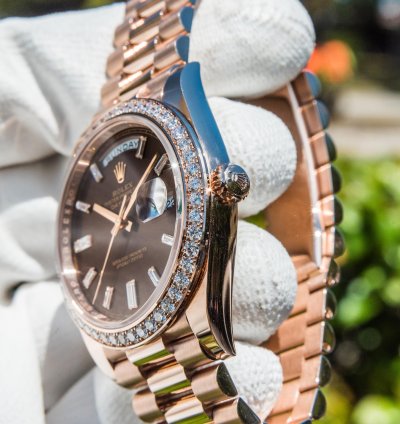 Rolex Day-date 40 Sundust Diamond-set Dial Diamond-set Bezel