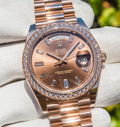 Rolex Day-date 40 Sundust Diamond-set Dial Diamond-set Bezel