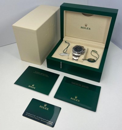 Rolex Daytona Oyster Perpetual Cosmograph Daytona 18kt White Gold 116509