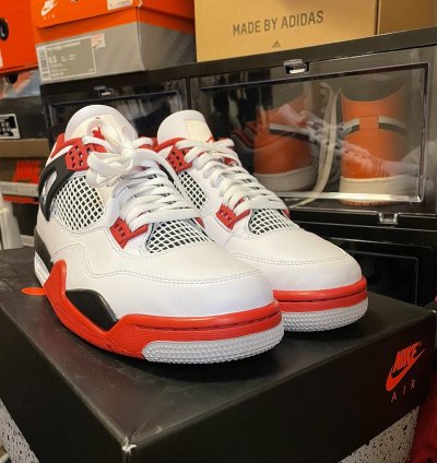 Jordan 4 Retro Fire Red 2020