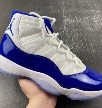 Nike Air Jordan 11 Retro High Wmns barons Blue Sneakers