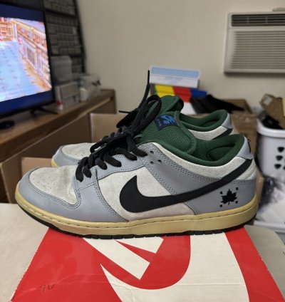 2015 Nike Sb Dunk Low Maple Leaf Central Park Size 11 5