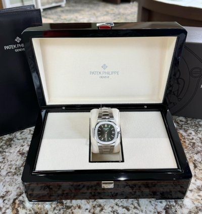 Patek Philippe Nautilus Stainless Steel Green Dial 2021