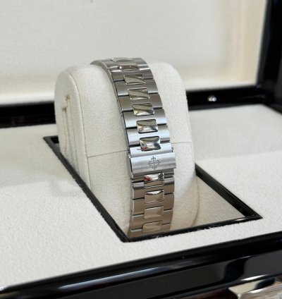 Patek Philippe Nautilus Stainless Steel Green Dial 2021