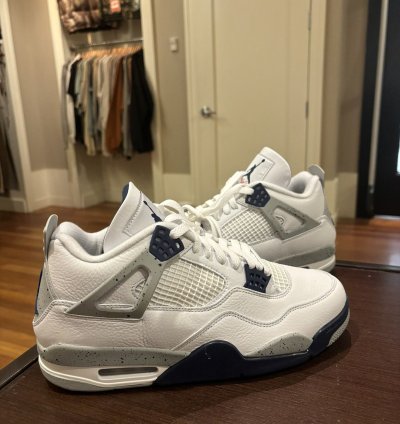 Jordan 4 Retro Midnight Navy