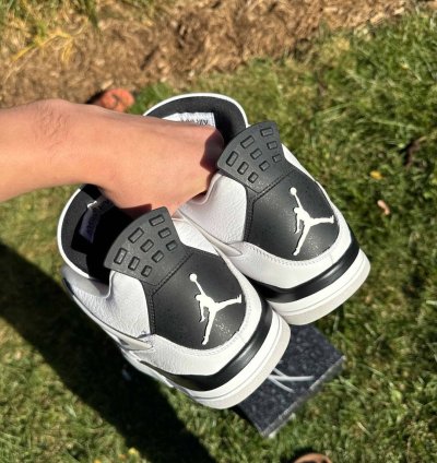 Jordan 4 Retro Military Black