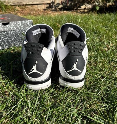 Jordan 4 Retro Military Black