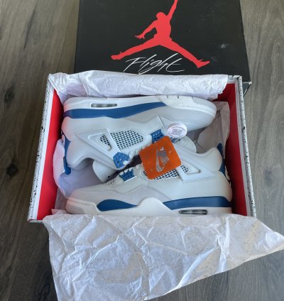 Jordan 4 Retro Military Blue 2024