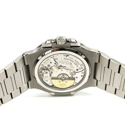 Patek Philippe Nautilus Steel Blue Dial 5712 1a-001 Full Set Watch 2008