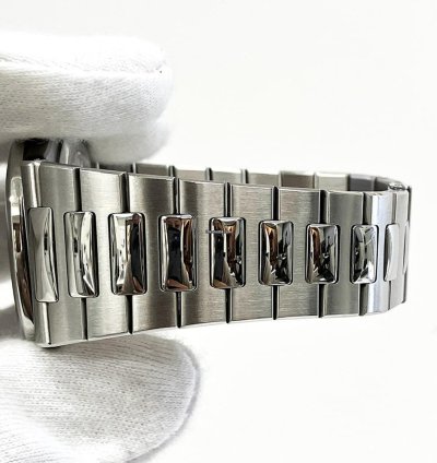 Patek Philippe Nautilus Steel Blue Dial 5712 1a-001 Full Set Watch 2008