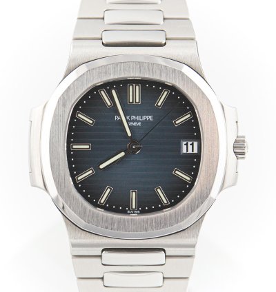 Patek Philippe Nautilus Steel Blue Dial 5800 1a-001 Full Set