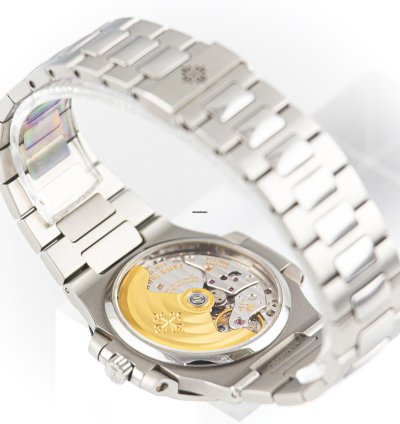 Patek Philippe Nautilus Steel Blue Dial 5800 1a-001 Full Set