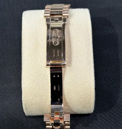 Rolex Day-date 40 Unworn 2024 Rose Gold Olive Green Roman Dial 228235