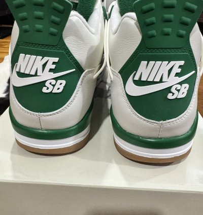 Jordan 4 Retro Sb Pine Green Nike Sb