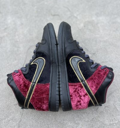 Nike Sb Dunk High Bloody Sunday