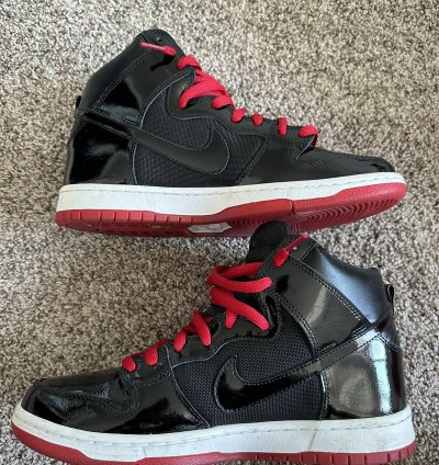 Nike Sb Dunk High Bred