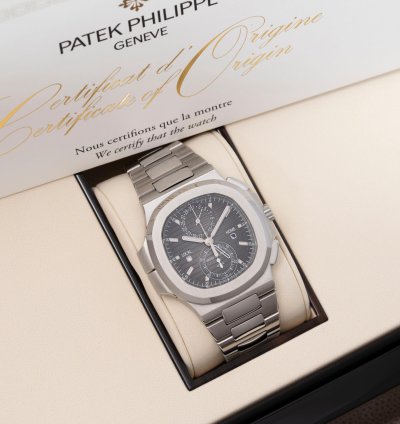 Patek Philippe Nautilus Travel Time