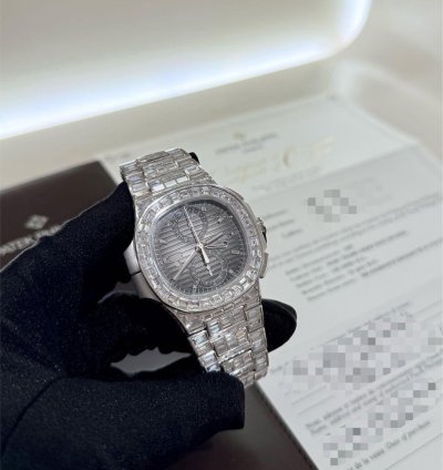 Patek Philippe Nautilus Travel Time