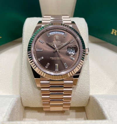 Rolex Day-date 40 Unworn Day-date 40mm 228235 Rose Gold Chocolate Baguette Diamond Dial President