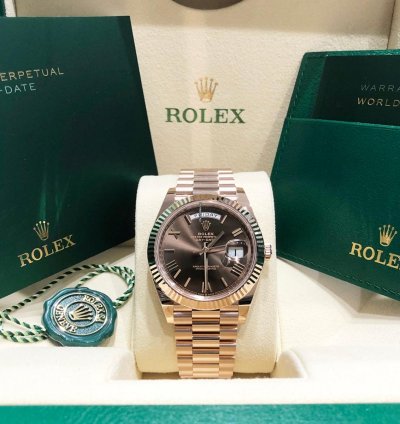 Rolex Day-date 40 Unworn Day-date 40mm 228235 Rose Gold Fluted Bezel Chocolate Roman Dial President