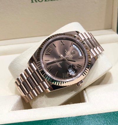 Rolex Day-date 40 Unworn Day-date 40mm 228235 Rose Gold Fluted Bezel Chocolate Roman Dial President