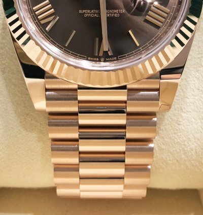 Rolex Day-date 40 Unworn Day-date 40mm 228235 Rose Gold Fluted Bezel Chocolate Roman Dial President