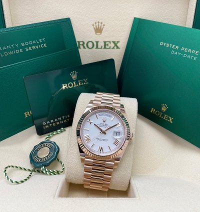Rolex Day-date 40 Unworn Day-date 40mm 228235 Rose Gold Fluted White Roman Dial Presidential Bracelet