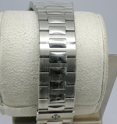 Patek Philippe Nautilus Travel Time Like New
