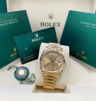 Rolex Day-date 40 Unworn Day-date 40mm 228238 Yellow Gold Presidential Bracelet Champagne Index Dial