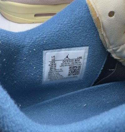 Jordan 4 Retro Union Guava Ice