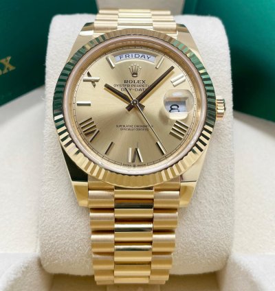 Rolex Day-date 40 Unworn Day-date 40mm 228238 Yellow Gold Presidential Bracelet Champagne Roman Dial