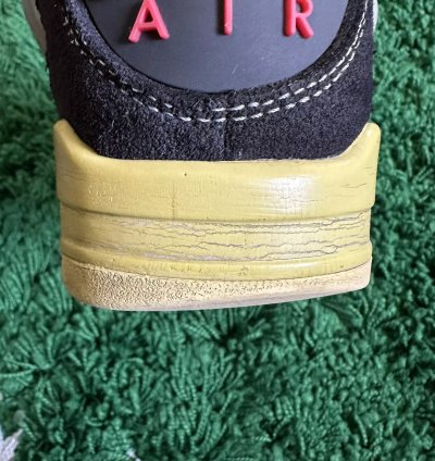 Jordan 4 Retro Union La Mid Off Noir