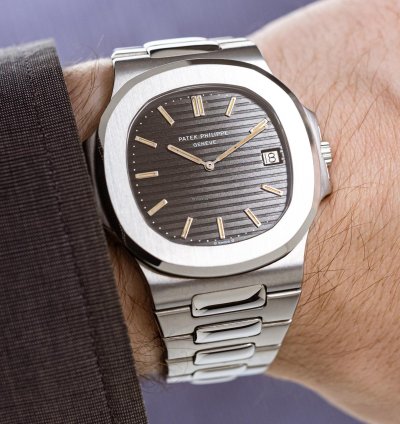 Patek Philippe Nautilus Vintage Nautilus Jumbo Mark-1 Ref 3700-1 Stainless Steel Sigma Tritium Dial Box Extract Bj-1977 Excellent