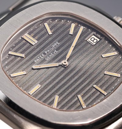 Patek Philippe Nautilus Vintage Nautilus Jumbo Mark-1 Ref 3700-1 Stainless Steel Sigma Tritium Dial Box Extract Bj-1977 Excellent