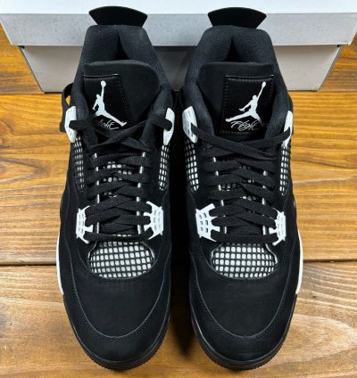 Jordan 4 Retro White Thunder