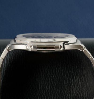 Patek Philippe Nautilus White Gold 2022 Box And Papers