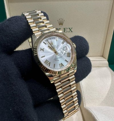 Rolex Day-date 40 Unworn Full Set 2021