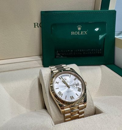 Rolex Day-date 40 Unworn Full Set 2021
