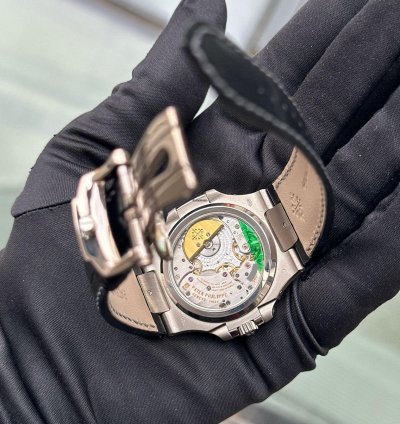 Patek Philippe Nautilus White Gold Box Papers 2007 Rubber Strap